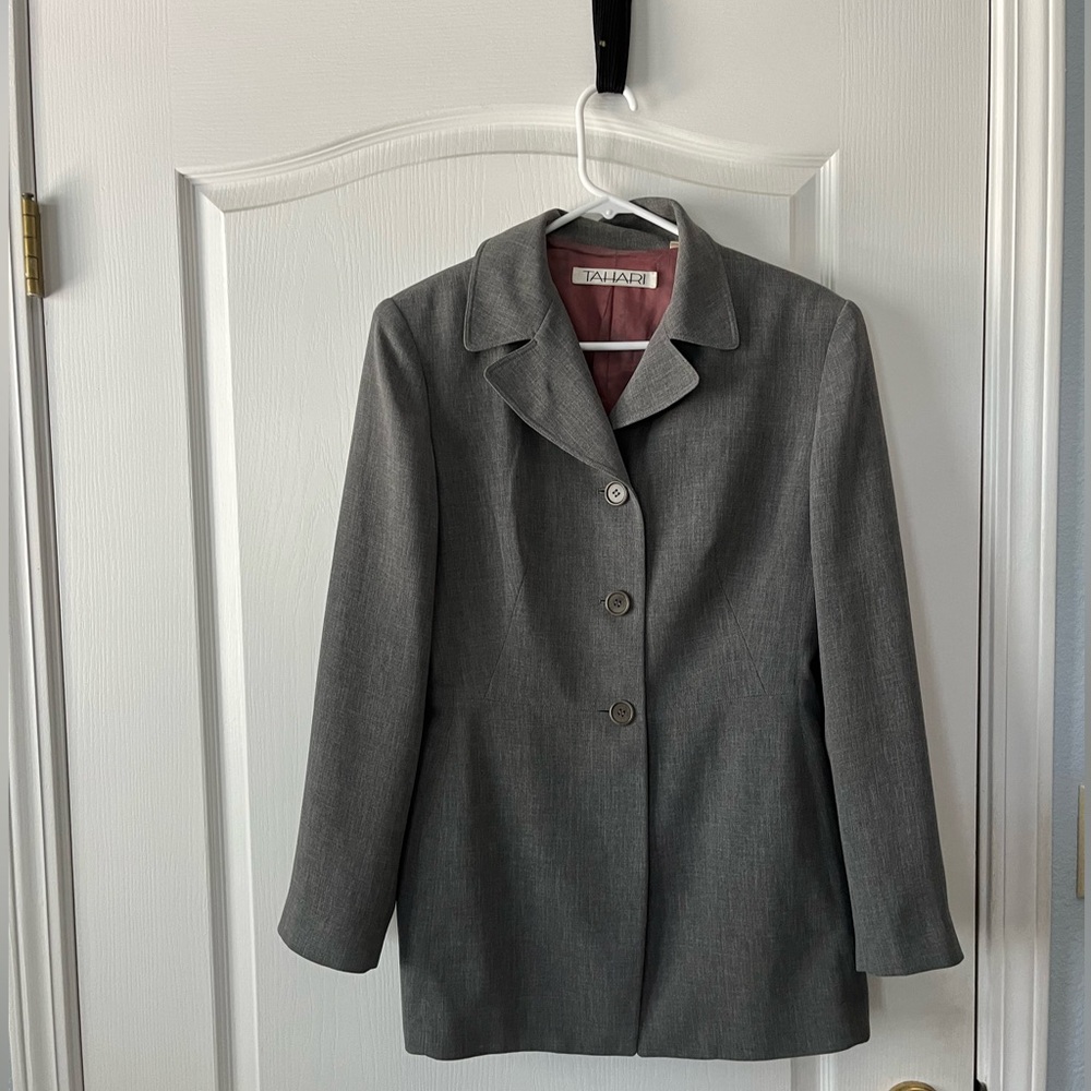 Tahari grey long suit jacket size 10